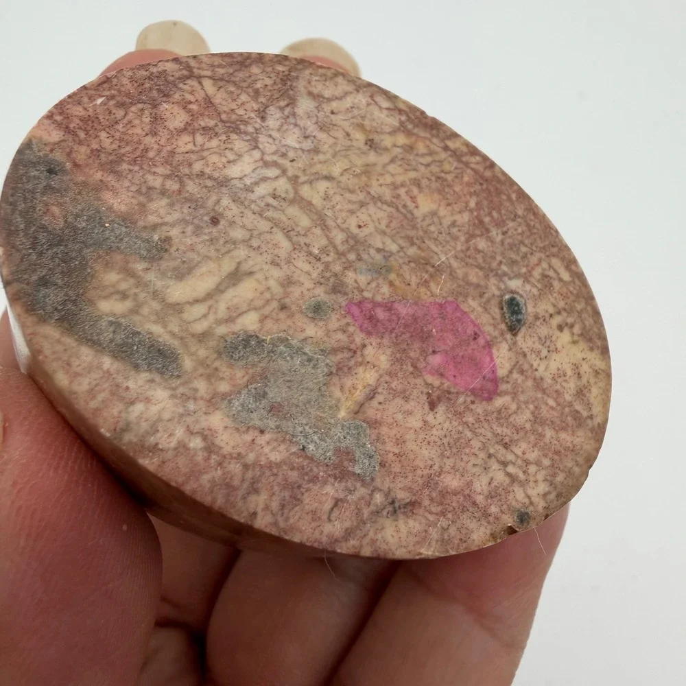 Vintage Soapstone Trinket Box Small Brown‎ Floral Shell Inlay Oval 2